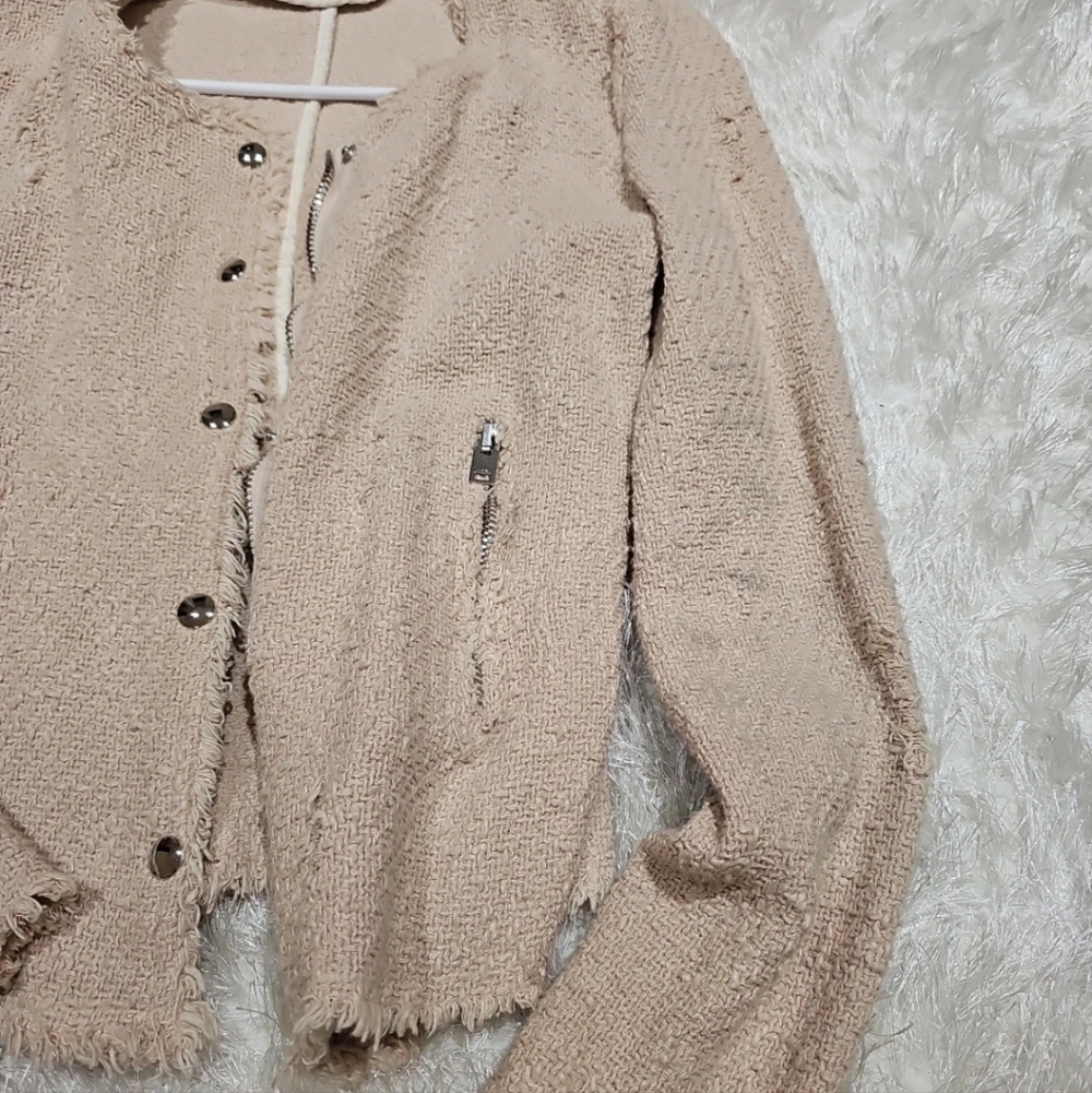 Iro Jacket - Picture 10 of 11